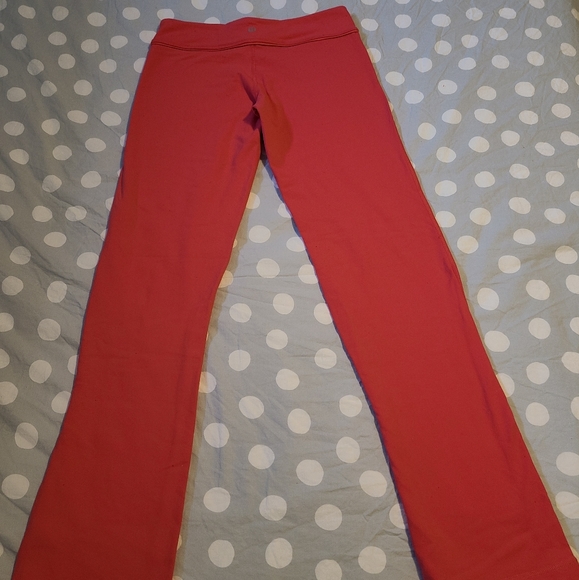 Lululemon yoga pant size 4 - Picture 5 of 8